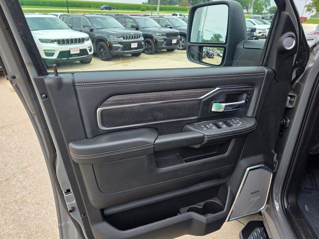 New 2026 Ceramic Gray Clear-Coat Exterior Paint RAM Laramie image 19