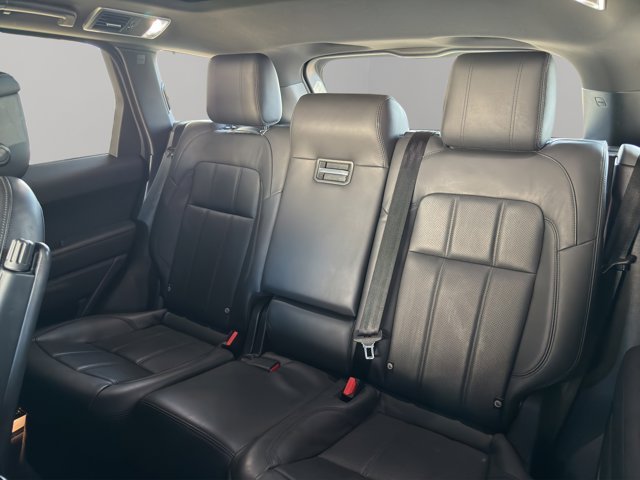 Used 2022 Black Land Rover HSE Silver Edition image 12