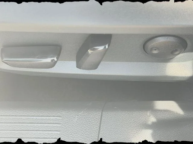 Used 2025 White Nissan SV image 16