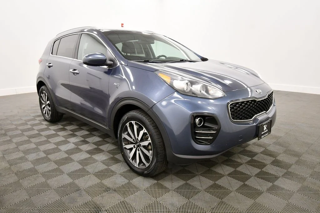 Used 2017 Blue Kia EX image 10