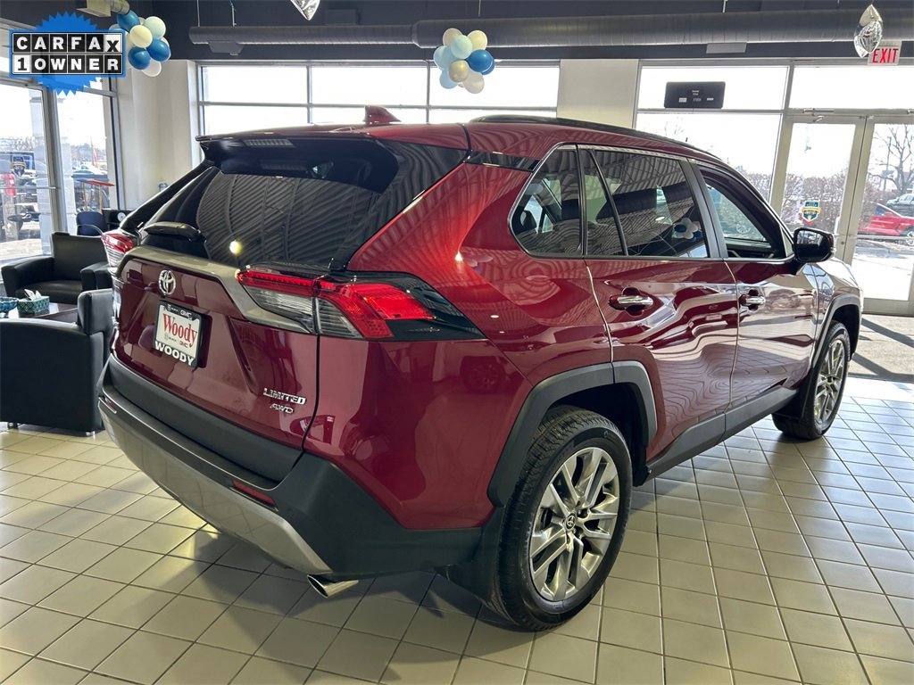 2025 TOYOTA RAV4 - Image 7