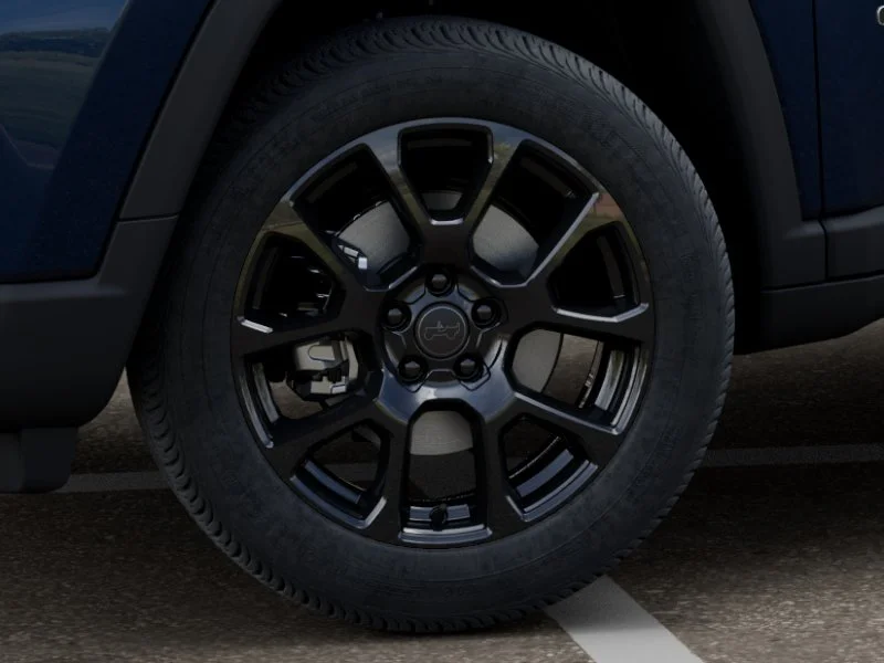 New 2026 Fathom Blue Pearl-Coat Exterior Paint Jeep Latitude image 34