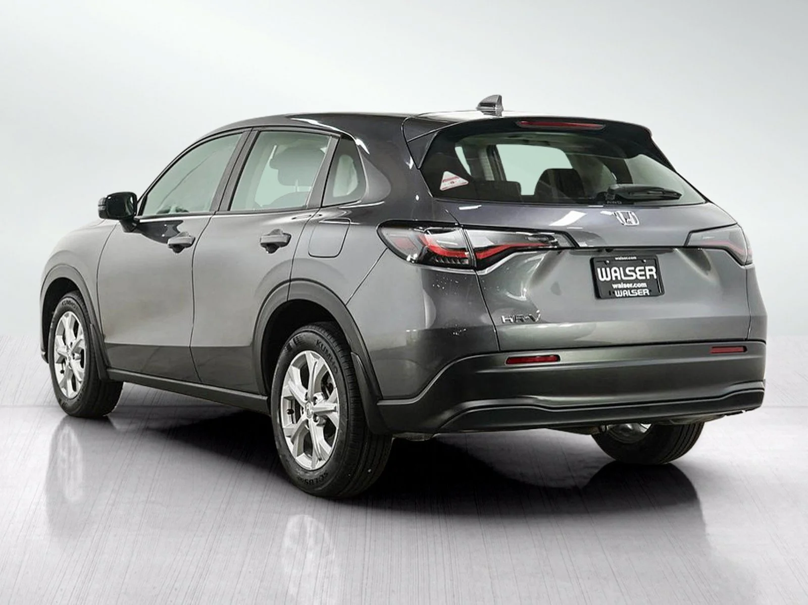 Used 2024  Honda 5D WAGON LX AWD image 3