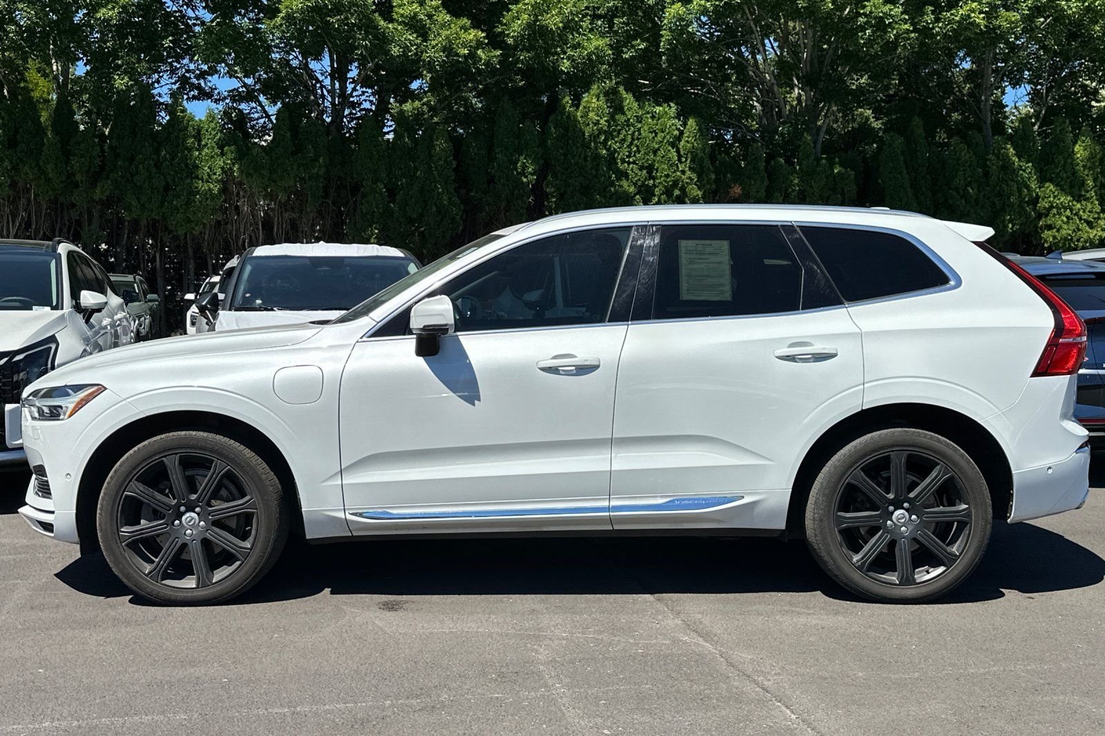 Used 2018 White Volvo T8 Inscription image 7