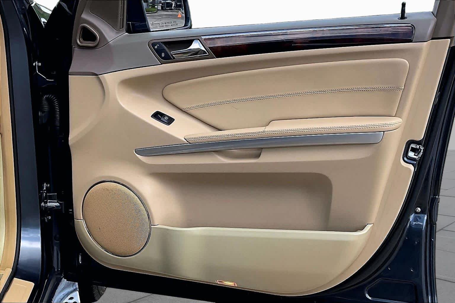 Used 2012 Steel Grey Metallic Mercedes-Benz GL 450 image 19