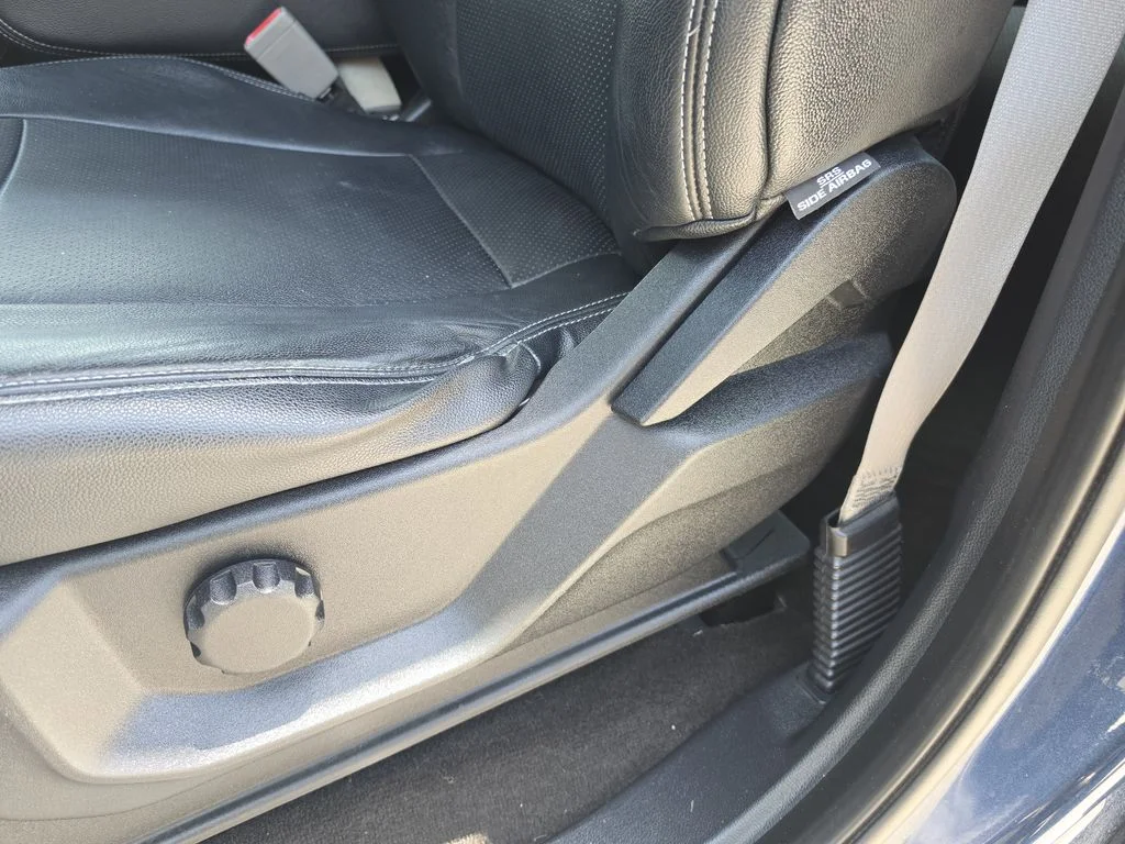 Certified Used 2019 Blue Ford XLT image 20