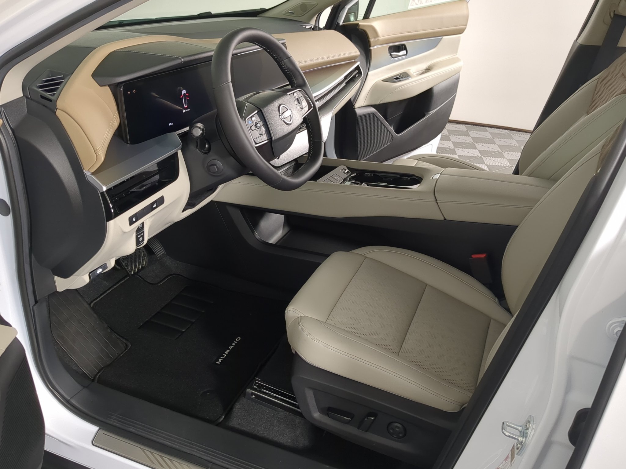New 2027 Everest White Pearl TriCoat Nissan Platinum image 10