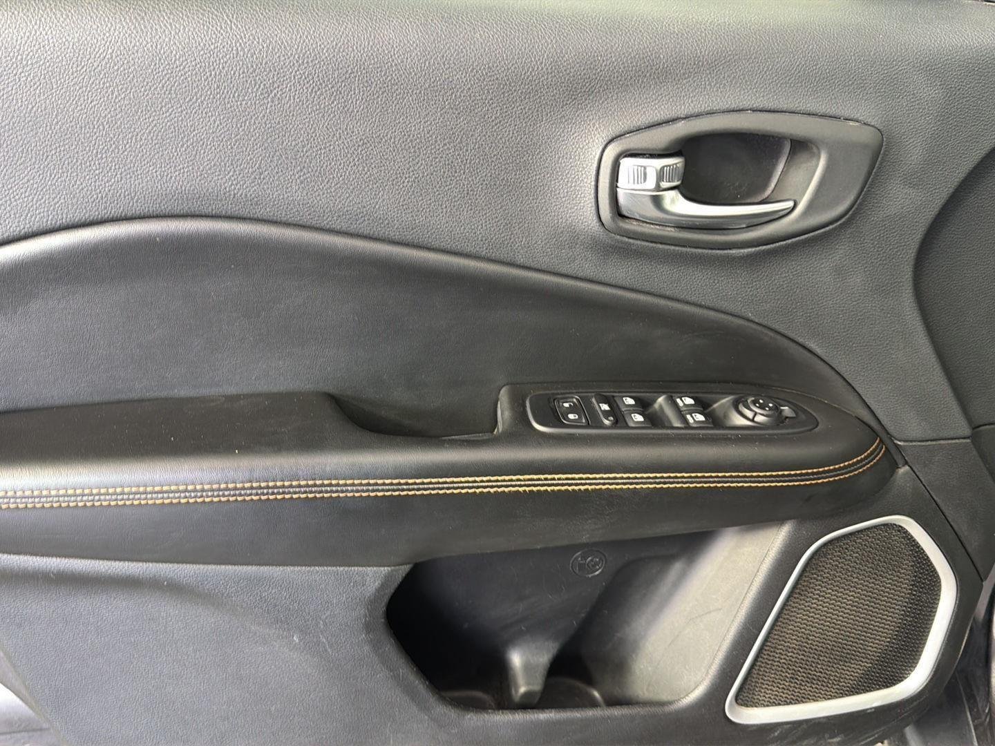 Used 2019 Granite Crystal Metallic Clearcoat Jeep Limited image 26