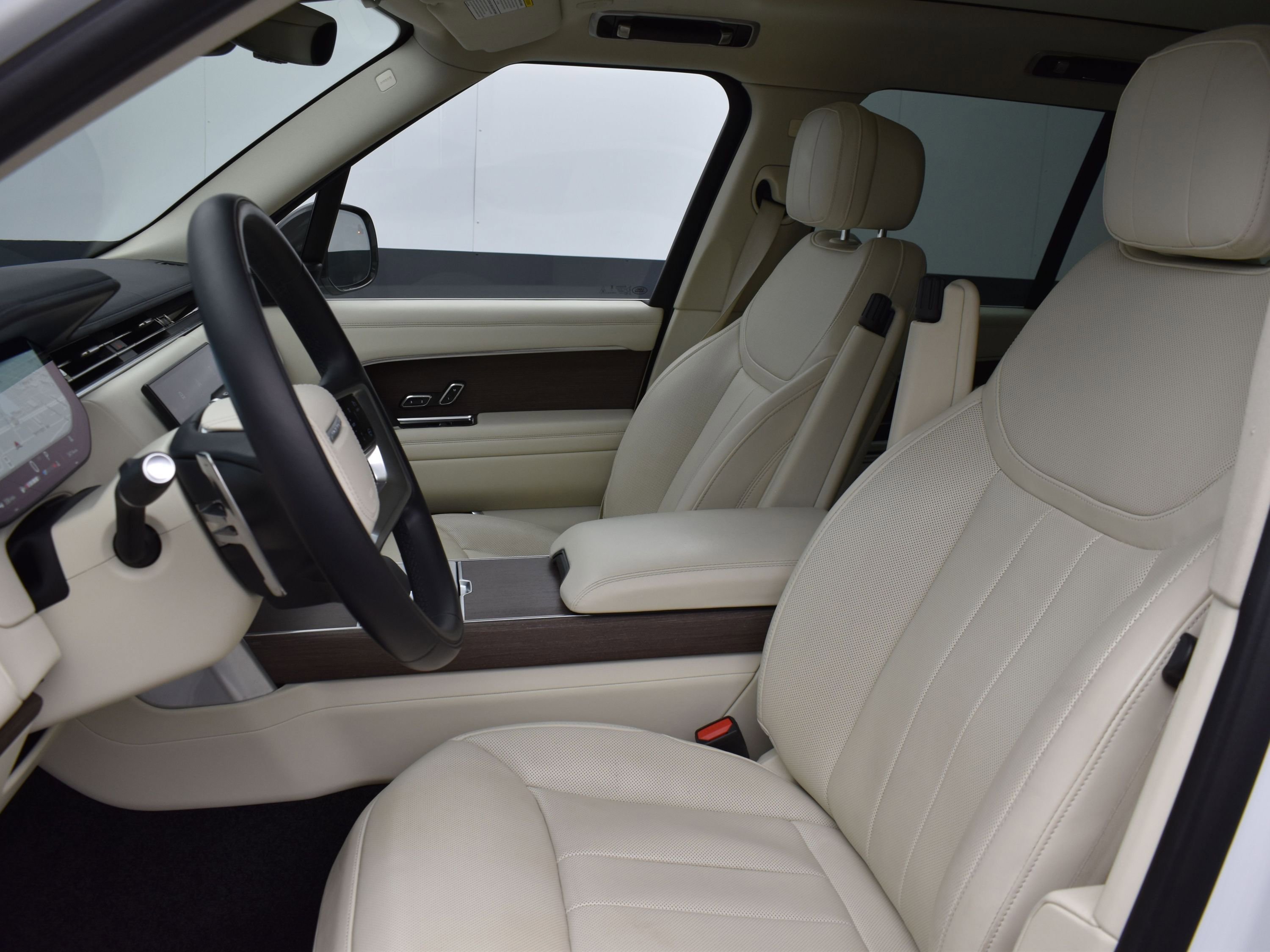 Certified Used 2024 White Land Rover SE image 11