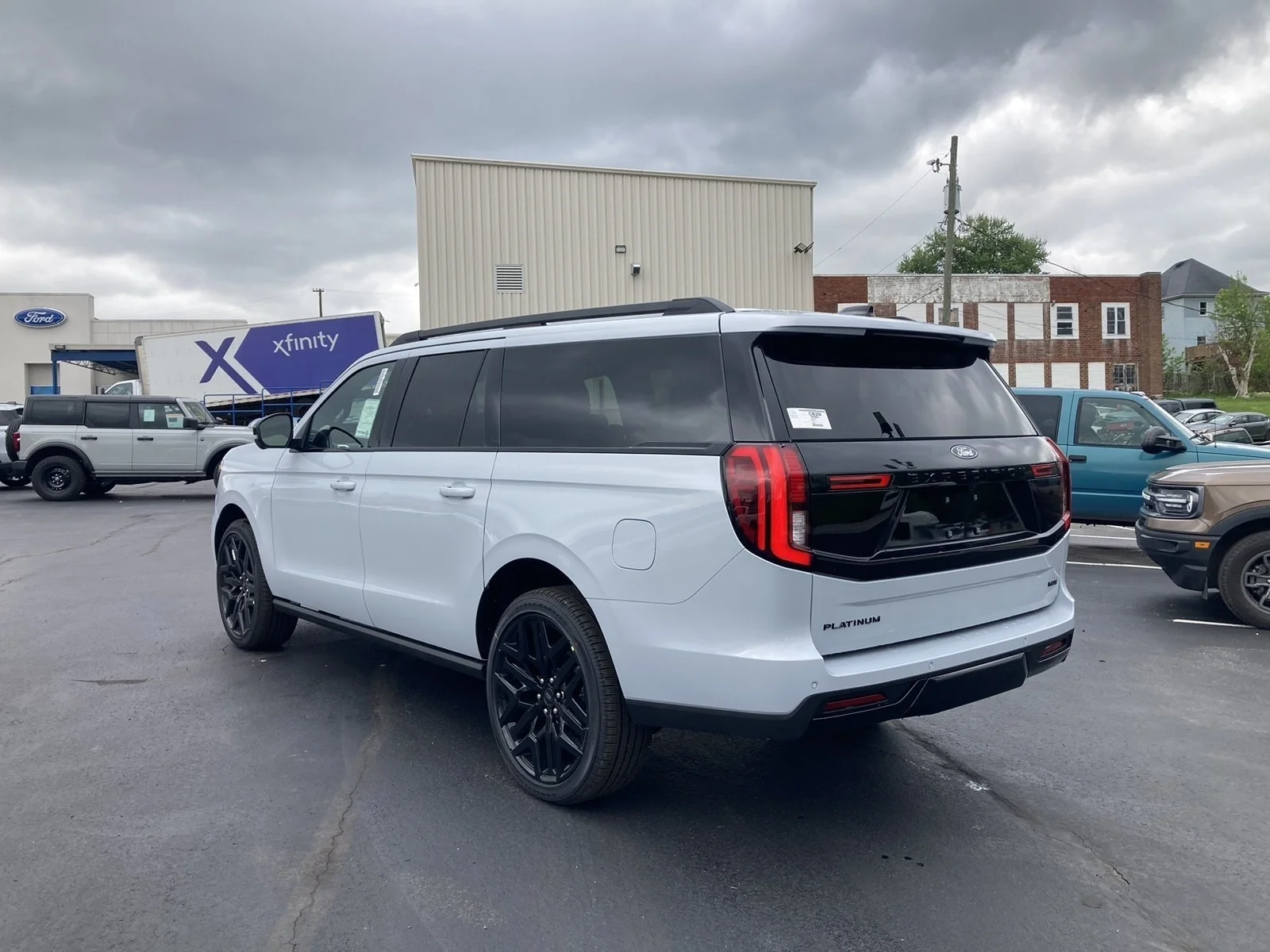 New 2026 Space Silver Metallic Ford MAX Platinum® image 5