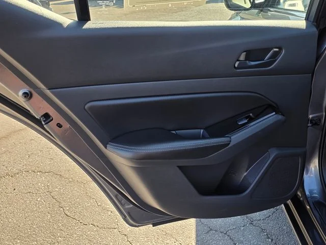 Used 2023 Gray Nissan 2.5 SV image 19