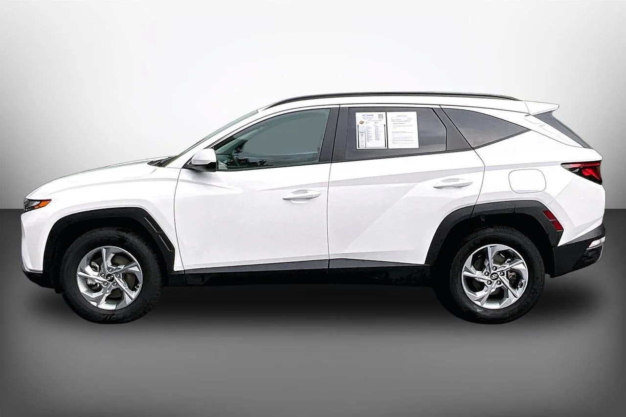 Certified Used 2024 White Hyundai SEL image 5