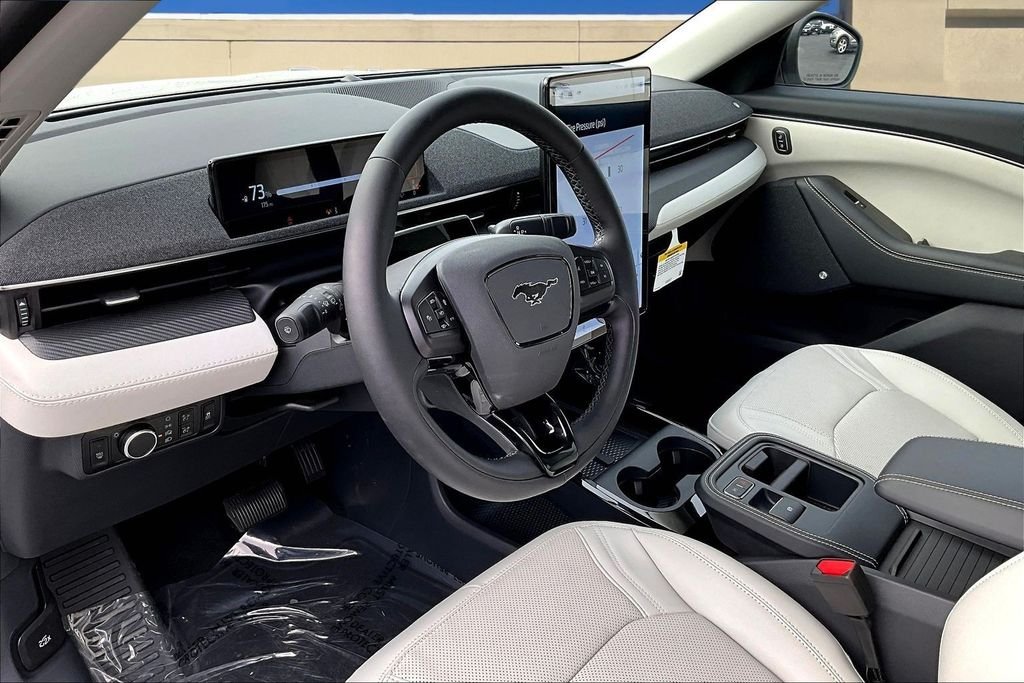 2025 Ford Mustang Mach-E Premium - Photo 7