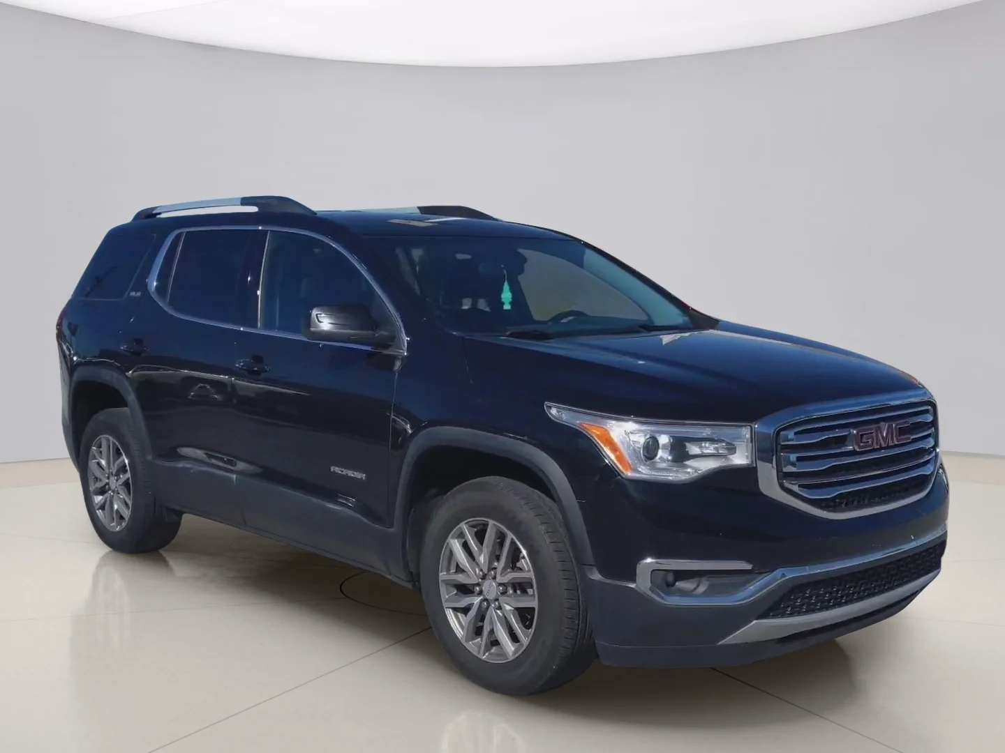 Used 2017 Black Gmc SLE image 7