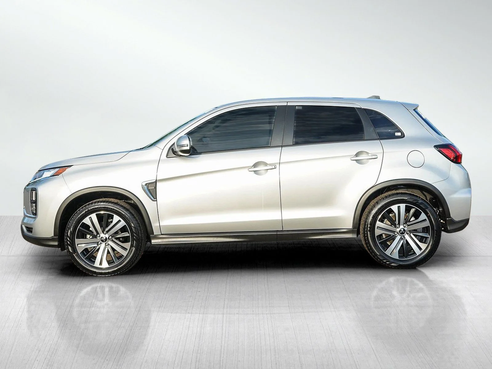 Used 2026 Mitsubishi Outlander Sport SE with VIN JA4ARUAU7TU009983 for sale in Burnsville, Minnesota