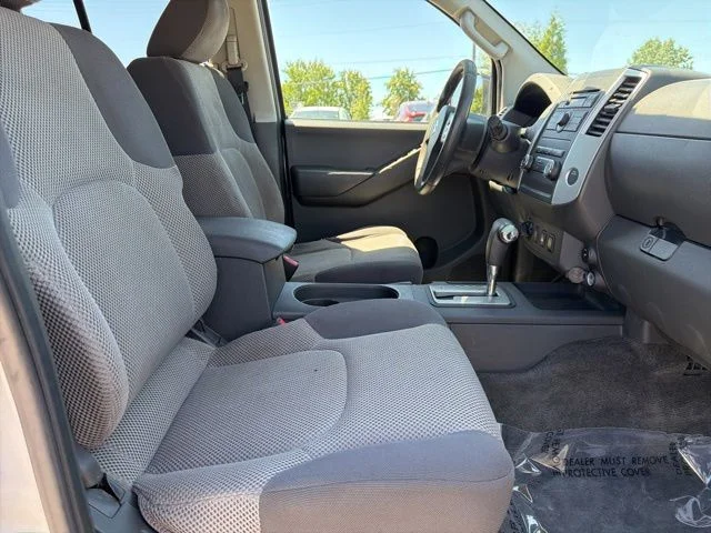 Used 2012 Silver Suzuki Sport image 24