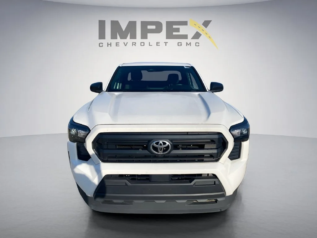 Used 2025 White Toyota SR image 8