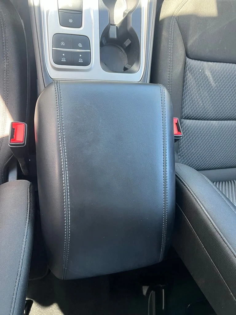 Used 2023 Iconic Silver Metallic Ford XLT image 19