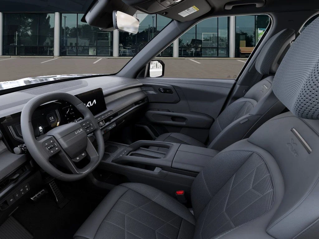 New 2027 Ebony Black Kia X-PRO SX image 18