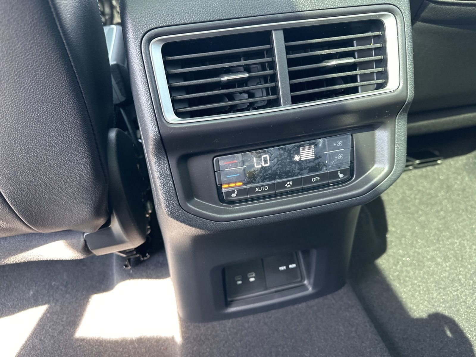 New 2026 White/off-white Volkswagen 2.0T SEL Premium R-Line image 21