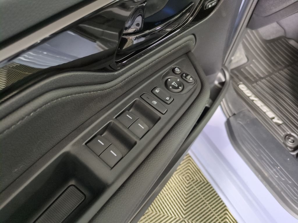 New 2026 Sonic Gray Pearl Honda Elite image 11