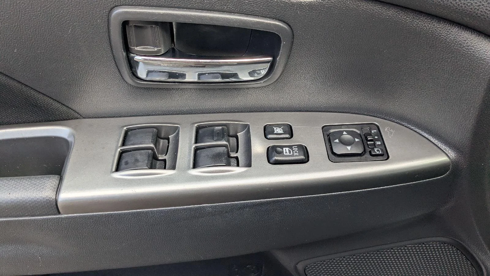2021 Mitsubishi Outlander Sport SE - Photo 19