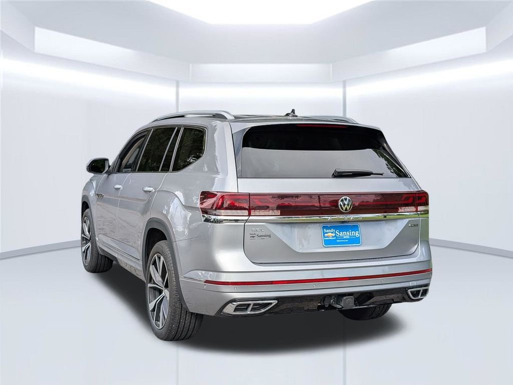 Used 2025 Silver Volkswagen 2.0T SEL Premium R-Line image 4