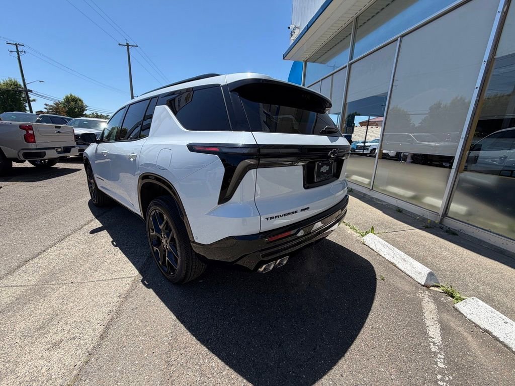 New 2026 Polar White Tricoat Chevrolet RS image 4