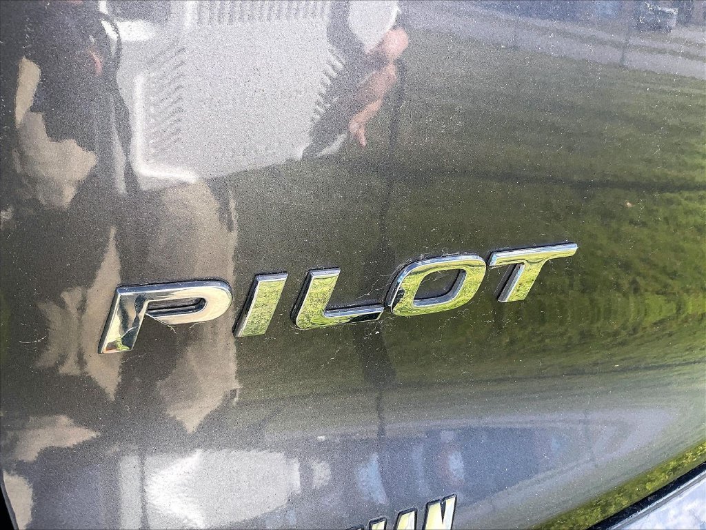Used 2020 Gray Honda EX-L image 7