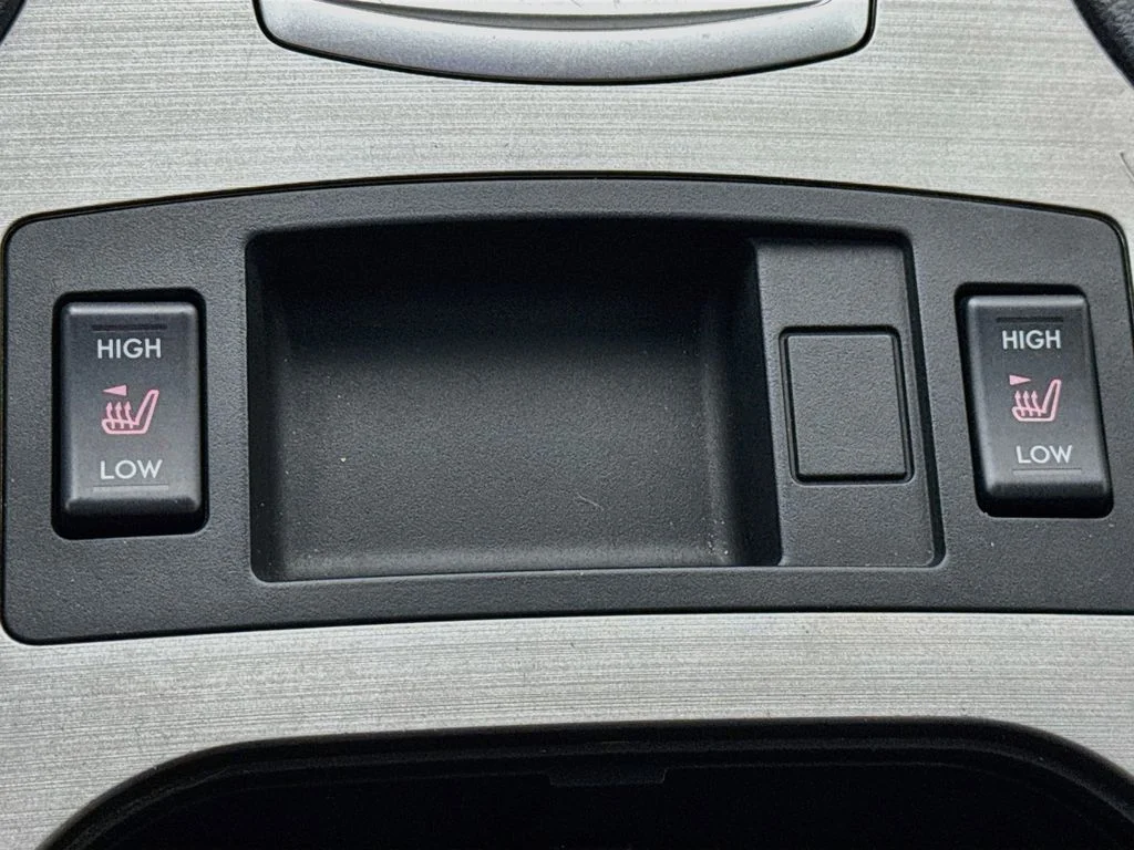 Used 2011 Gray Subaru 3.6R image 23