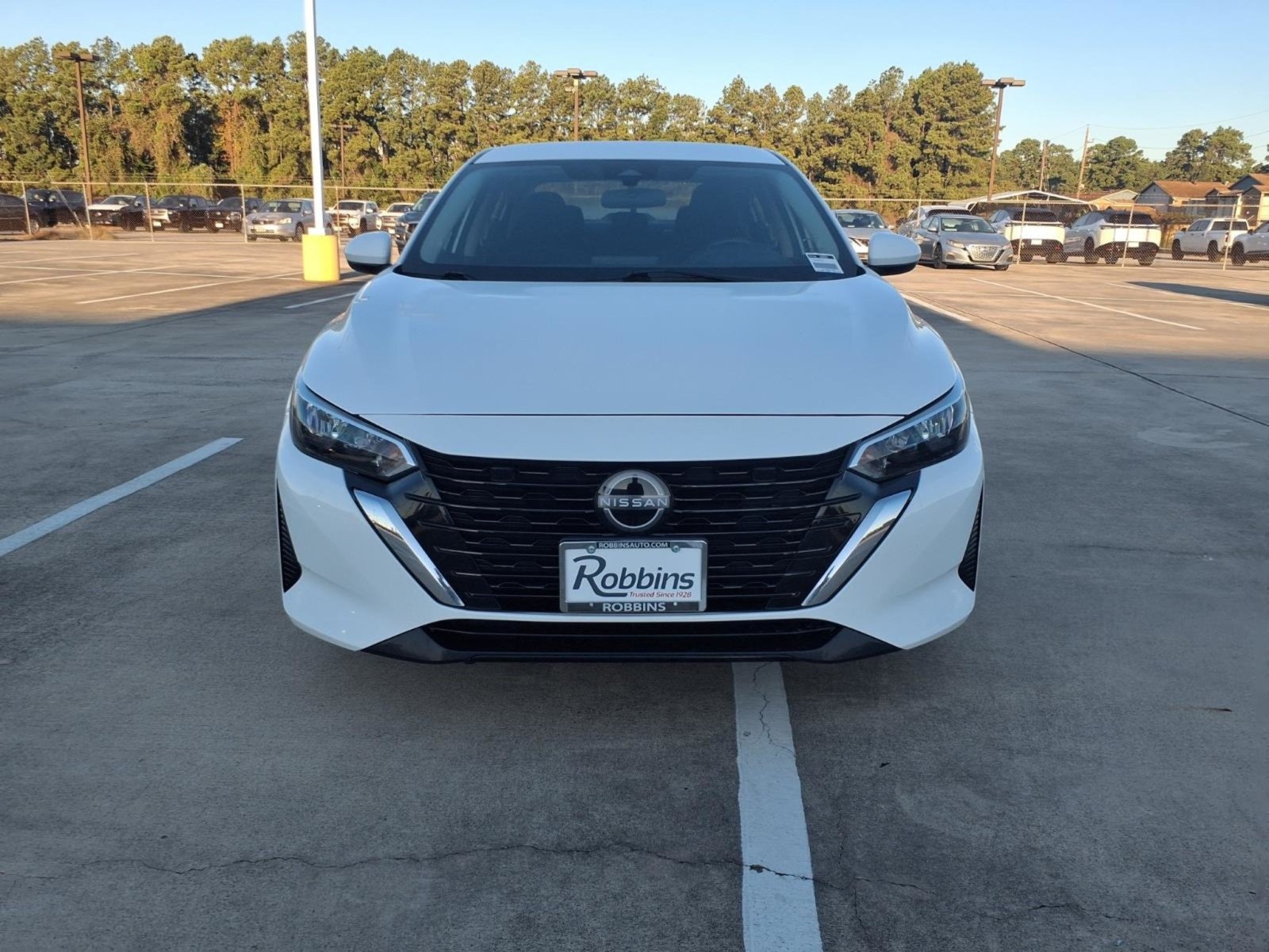 2025 Nissan Sentra photo 5 of 25