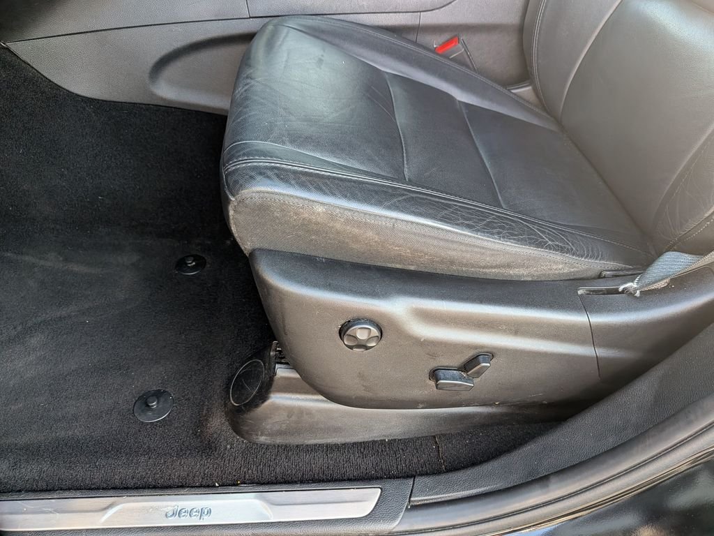Used 2019 Black Jeep Limited image 14