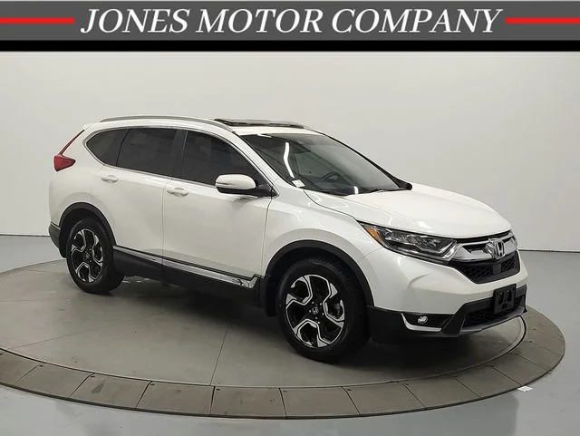 Used 2017 White Honda Touring image 1