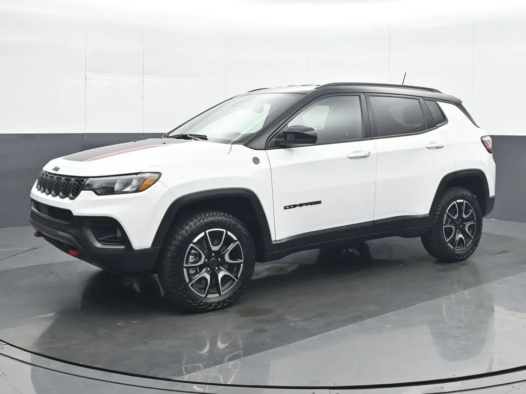 Used 2026 White Jeep Trailhawk image 2