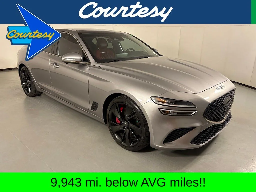 Used 2023 Silver Genesis 3.3T image 1
