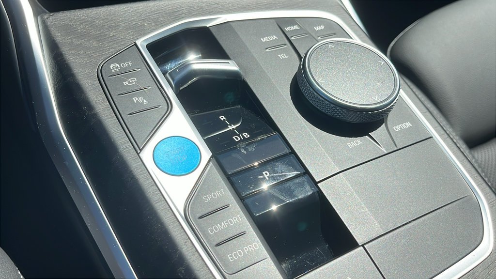 Used 2023 Jet Black BMW eDrive35 image 16