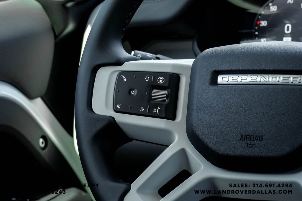 New 2026 Fuji White Land Rover S image 14