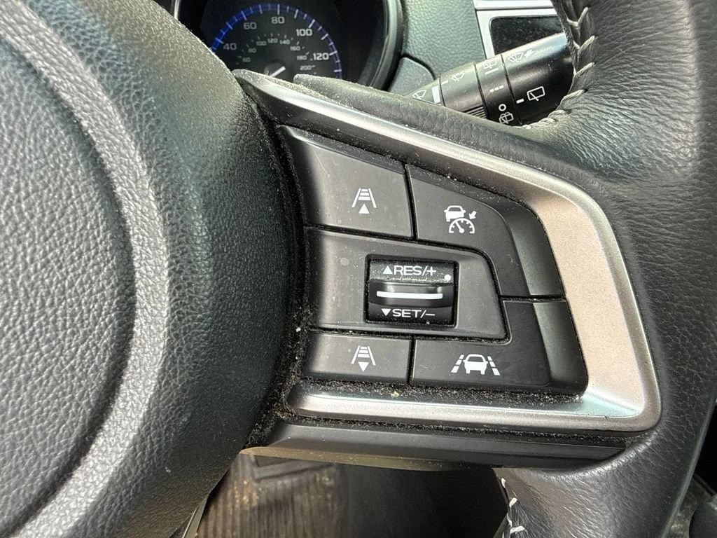 Used 2018 Twilight Blue Metallic Subaru 2.5i Premium image 28