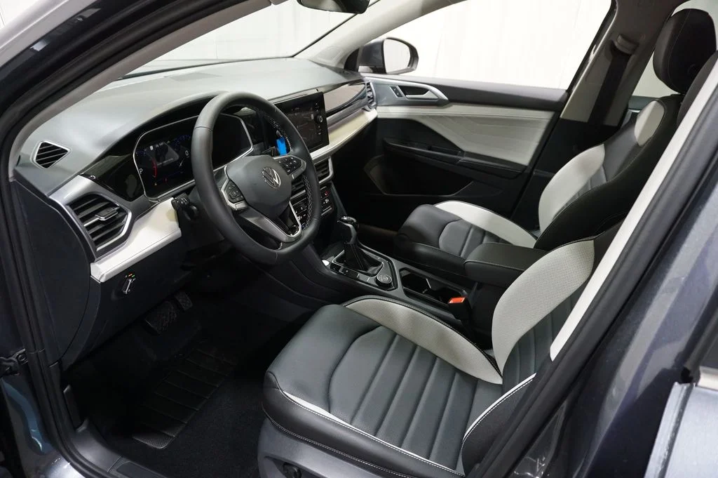 New 2026 Gray Volkswagen 1.5T SEL image 9