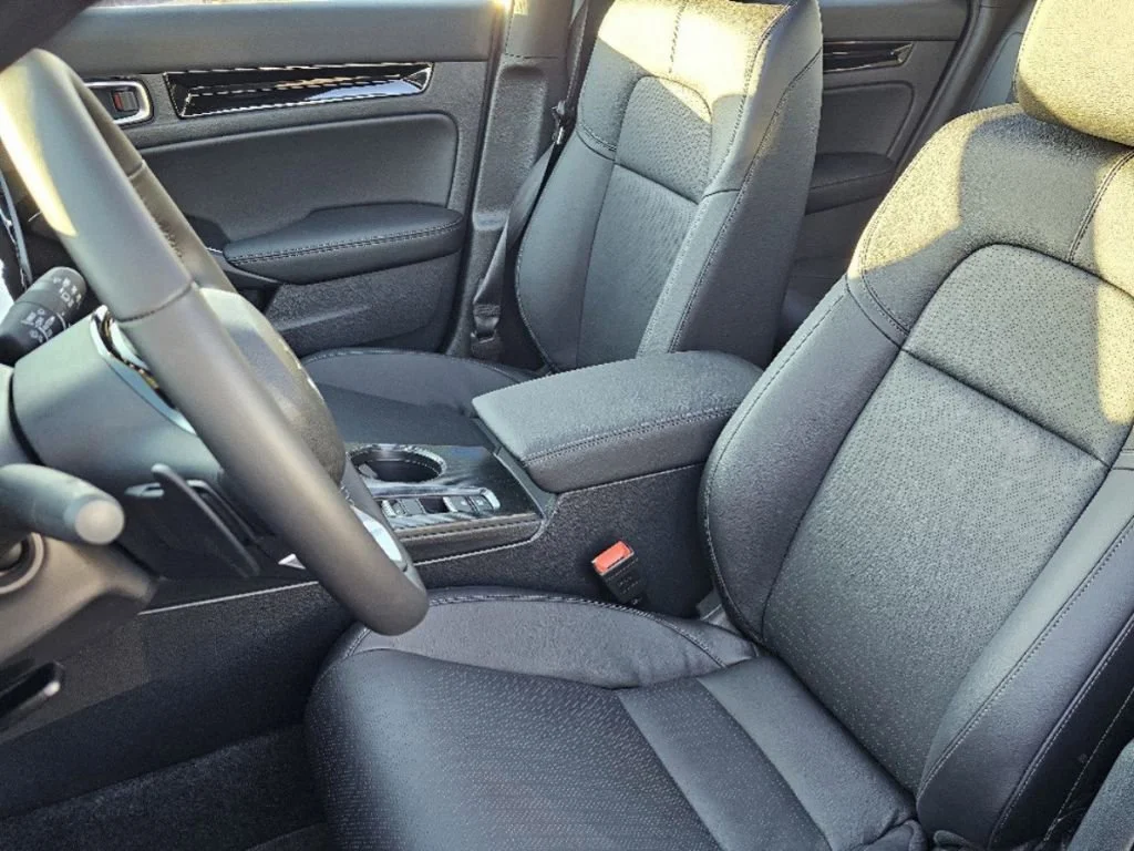 2026 Honda Civic Hatchback Sport Touring - Photo 29