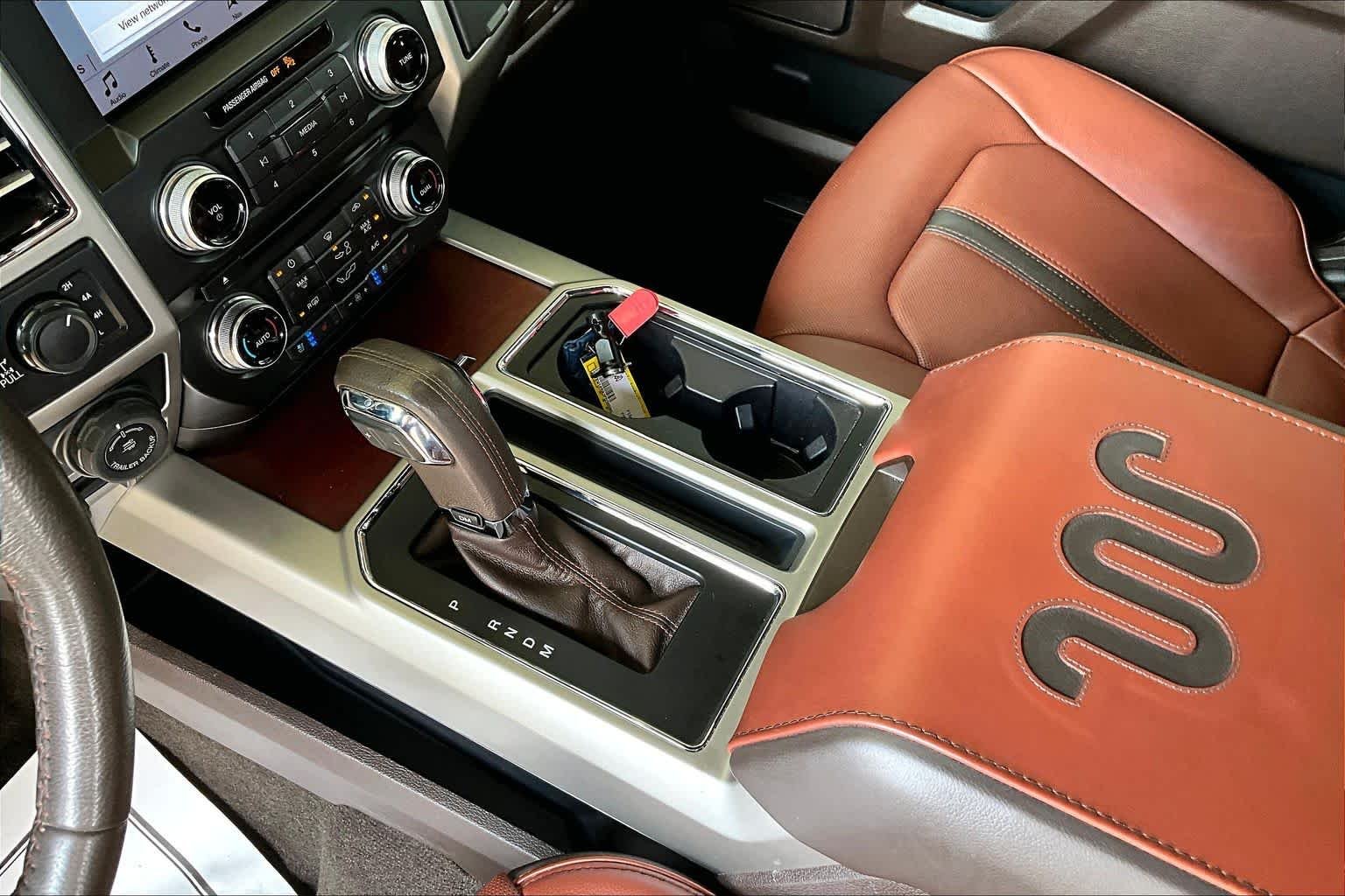 Used 2018 White Platinum Metallic Tri-Coat Ford King Ranch image 17