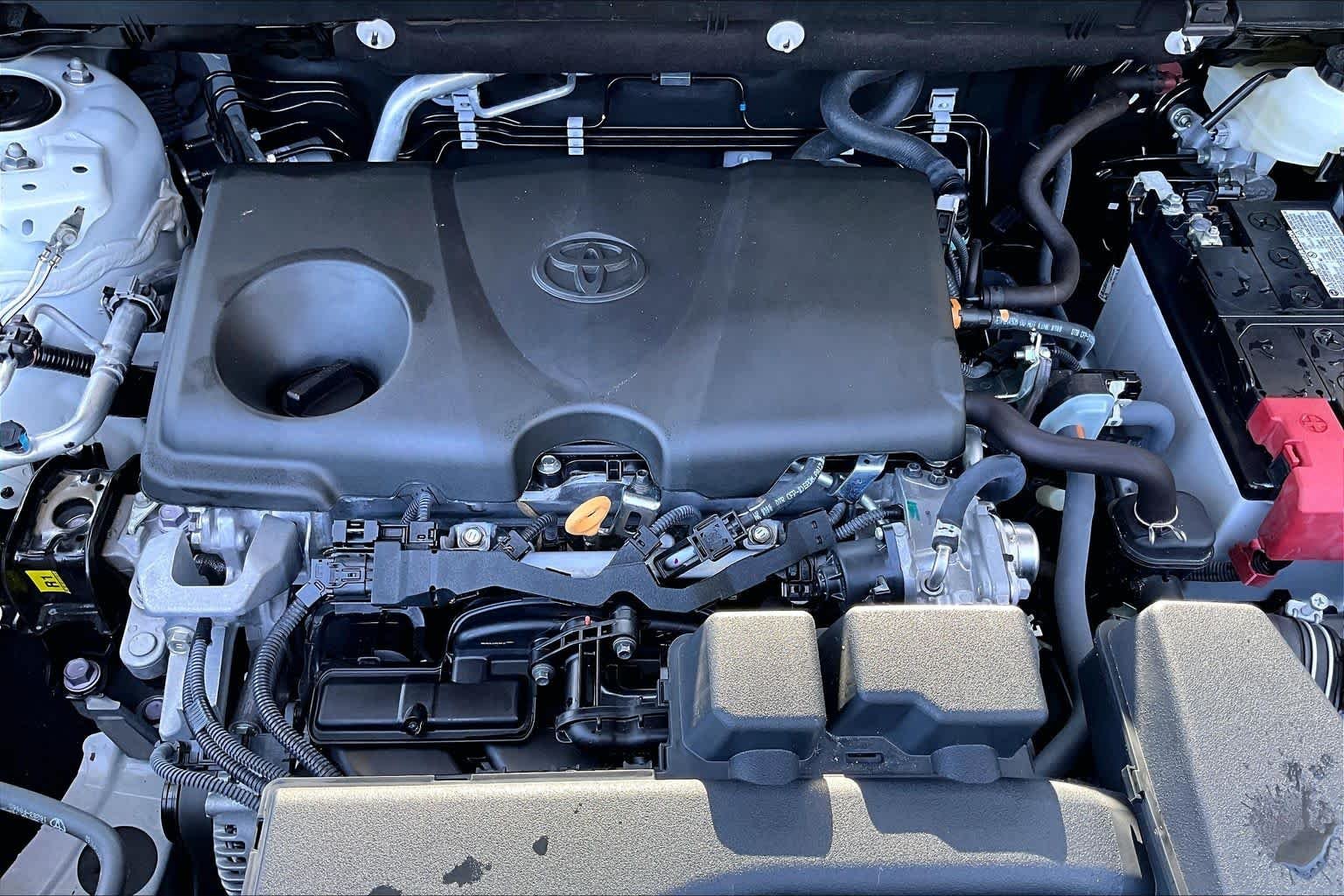 Used 2024 Ice Cap Toyota XLE image 33