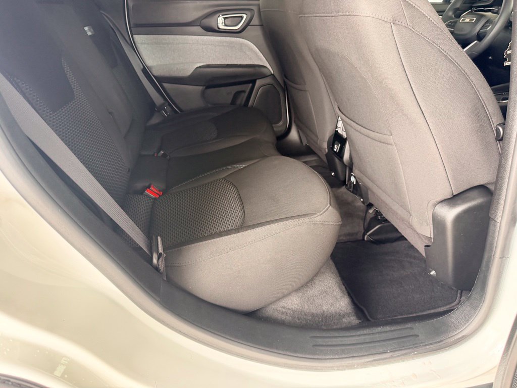 Used 2023 White Jeep Sport image 33