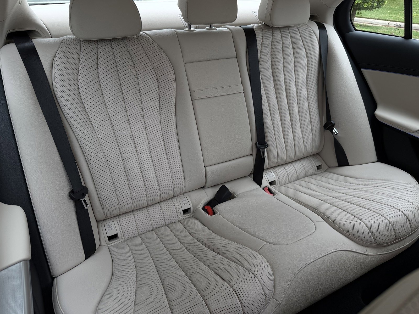 New 2026 Verde Silver Metallic Mercedes-Benz E 350 image 36