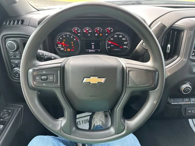 Used 2022 Summit White Chevrolet Custom image 19