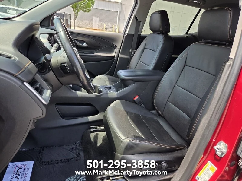 Used 2020 Red Quartz GMC FWD 4DR SLT image 9
