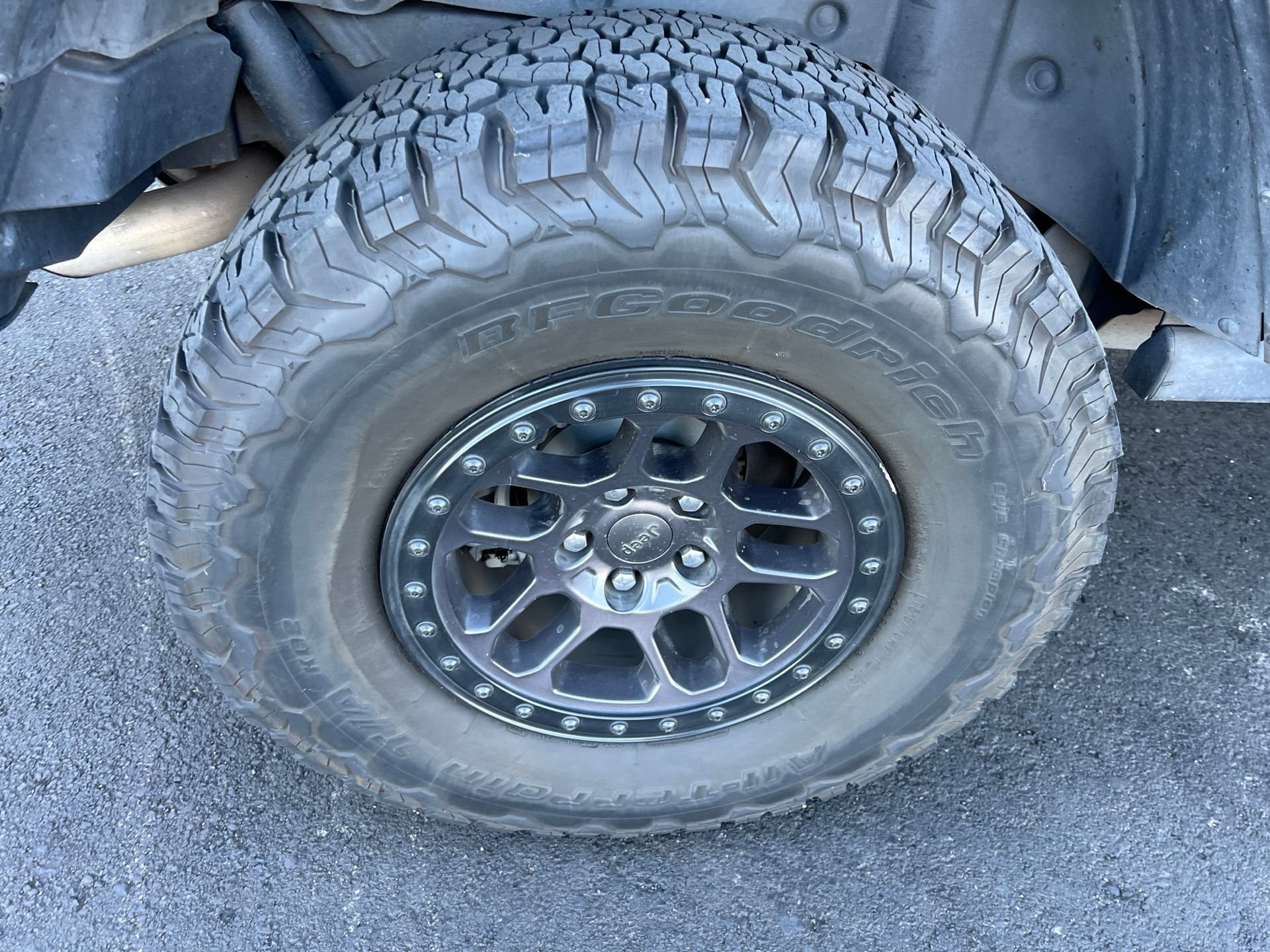 Used 2022 Gray Jeep Unlimited Rubicon image 14