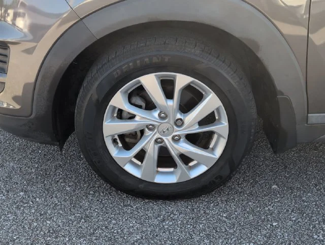 Used 2020 Gray Hyundai Value image 10