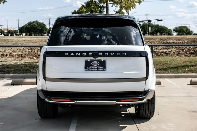 New 2026 Fuji White Land Rover SE image 10