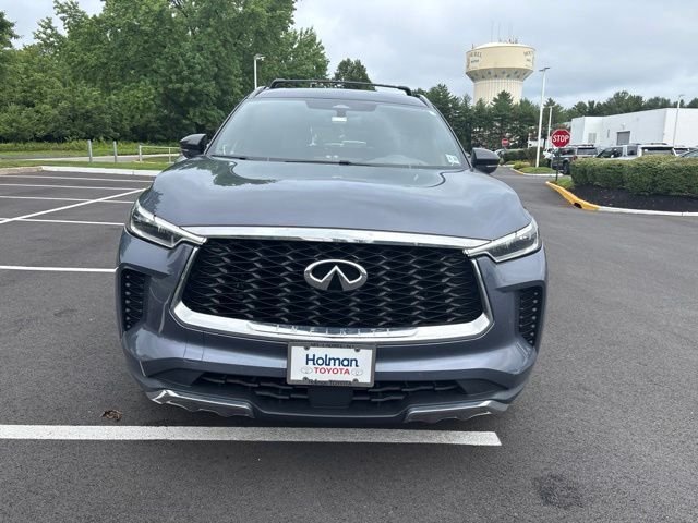 Used 2022 Blue INFINITI Autograph image 2